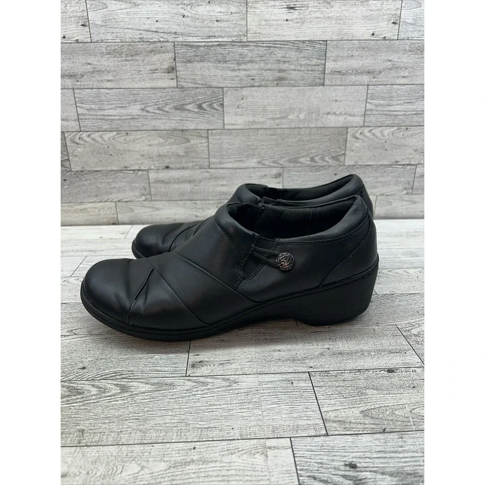 Clarks Collection Ultimate Comfort‎ Black Leather Wedge Heel W/Zipper Sz 9.5M